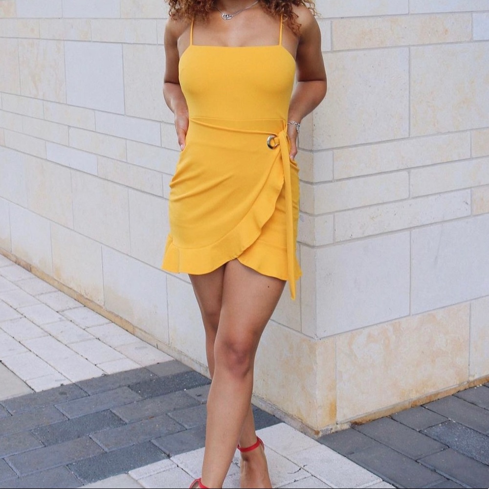 FashionNova yellow wrap dress